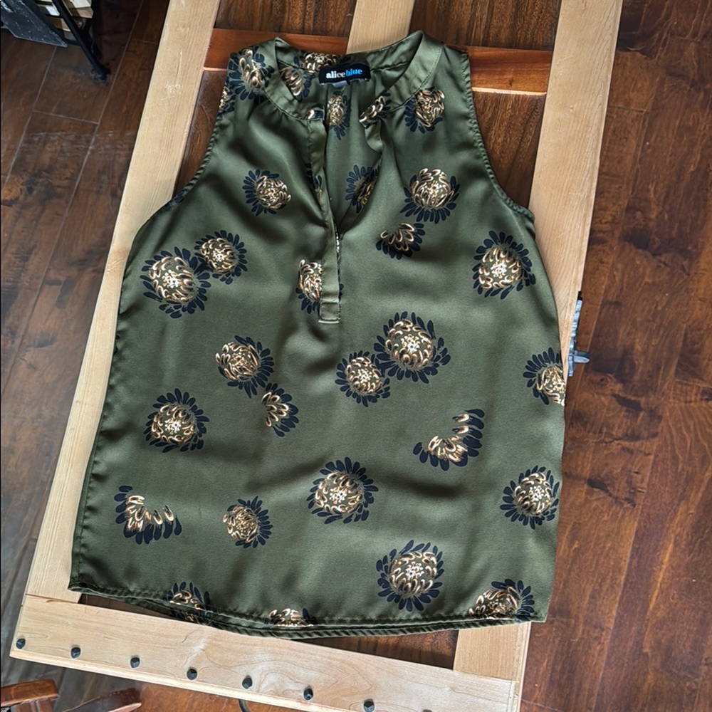 Olive Green Sleeveless Top with Floral Pattern